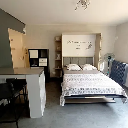 Apartment Zen T1, 400m Centre Et Lycee Bayen, 1400m Gare Confort Châlons-en-Champagne